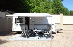 Galéria produktu Weinsberg 450 FU 4  - KaravanyPD 