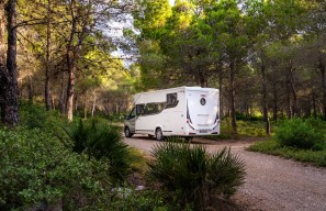 Galéria produktu Benimar Tessoro 468 