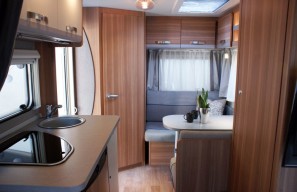 Galéria produktu Weinsberg 390 QD 1   - KaravanyPD 