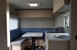 Galéria produktu Weinsberg CaraCito 450 FU 
