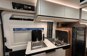 Galéria produktu RAPIDO DREAMER D68 UP  - DopravaPK 