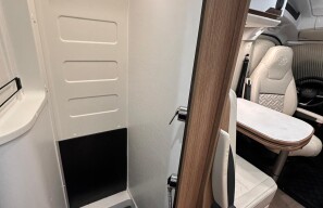 Galéria produktu RAPIDO DREAMER D68 UP  - DopravaPK 