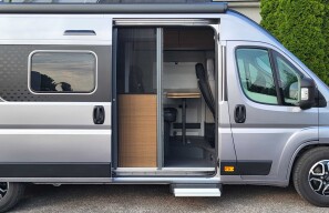 Galéria produktu ADRIA Twin 640SGX 60Y  - Karavanea 